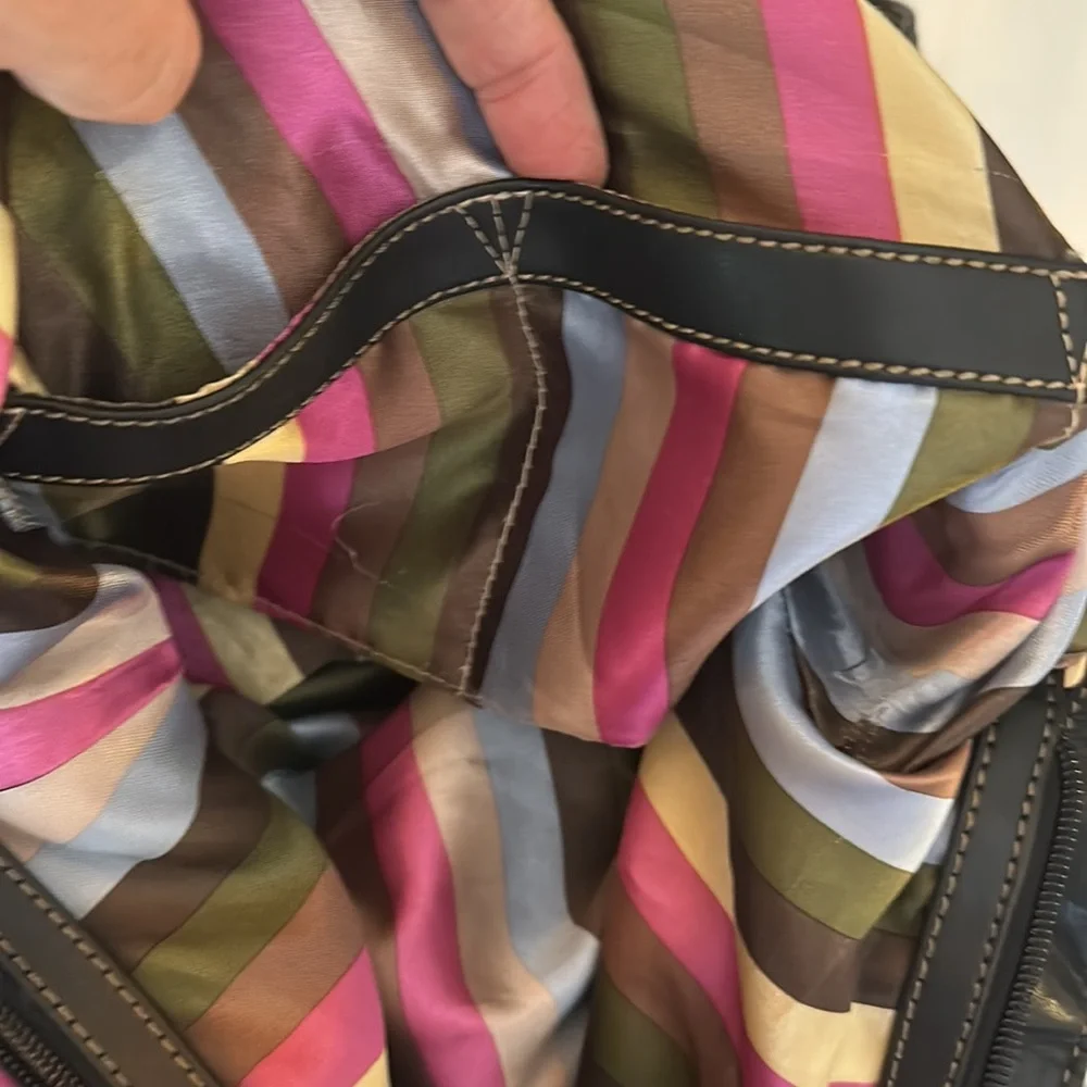 Tignanello black leather hobo bag with charms very nice destitute soft stylish - Picture 16 of 17